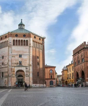 Cremona e la Festa del Torrone